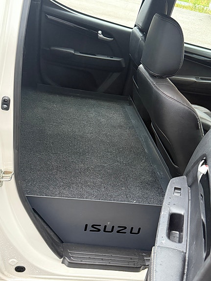 Isuzu D-max 6 of 14