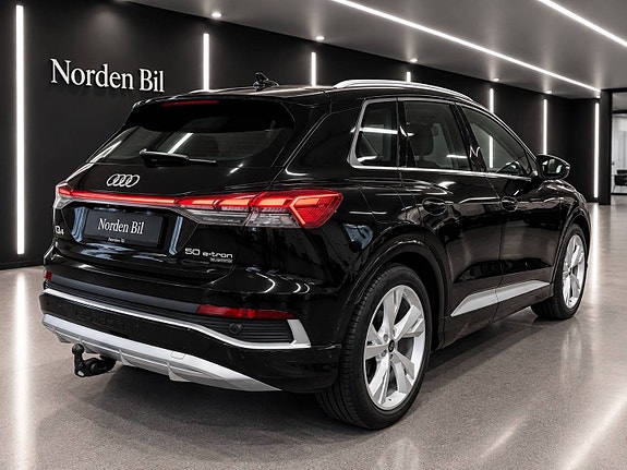 Audi Q4 e-tron 3 of 18
