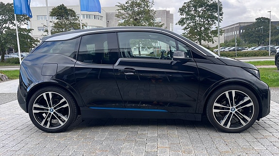BMW i3 4 of 22
