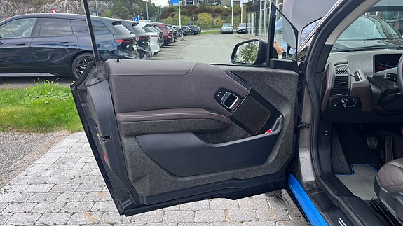 BMW i3 7 of 22