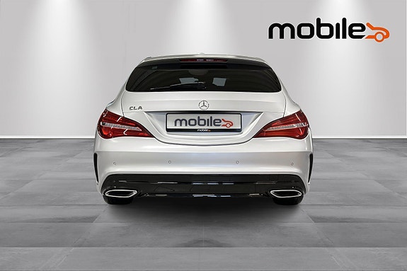 Mercedes-Benz CLA180 4 of 27