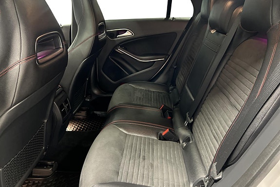 Mercedes-Benz CLA180 7 of 27