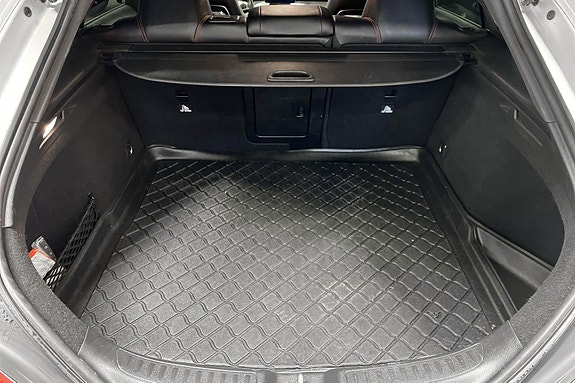 Mercedes-Benz CLA180 5 of 27