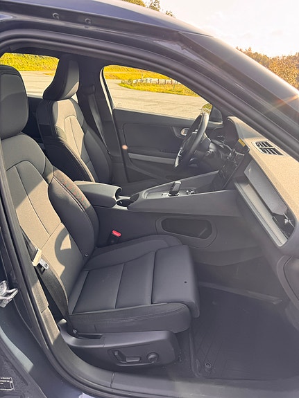 Polestar 2 21 of 29