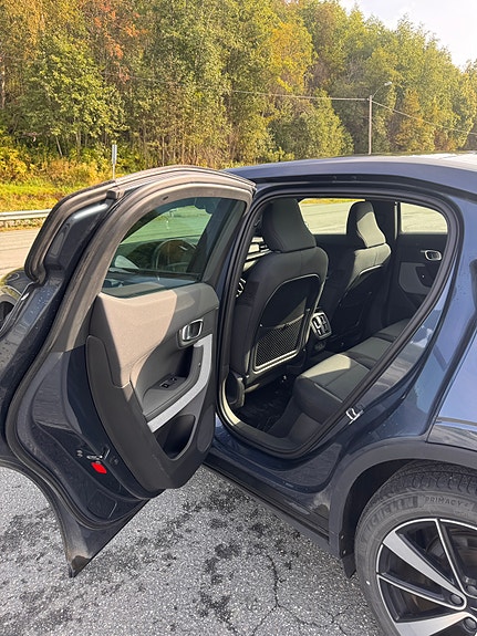Polestar 2 10 of 29