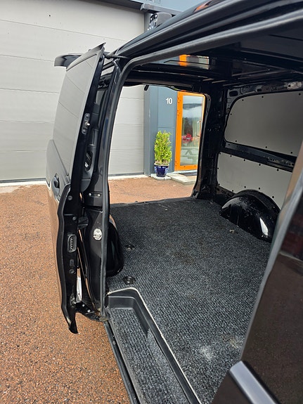 Mercedes-Benz Vito 119 18 of 24