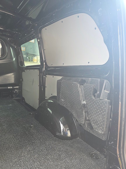 Mercedes-Benz Vito 119 15 of 24