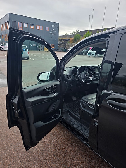Mercedes-Benz Vito 119 7 of 24
