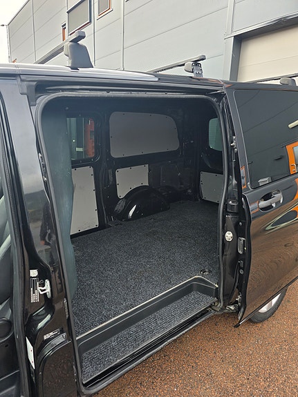 Mercedes-Benz Vito 119 12 of 24
