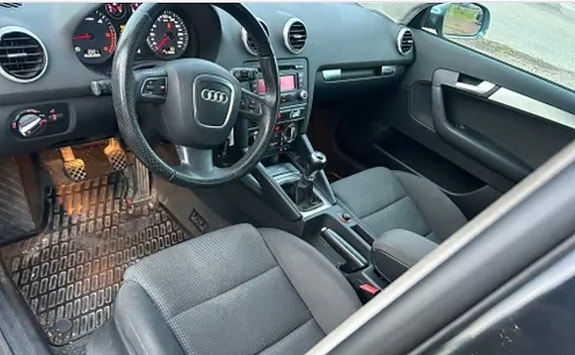 Audi A3 8 of 8