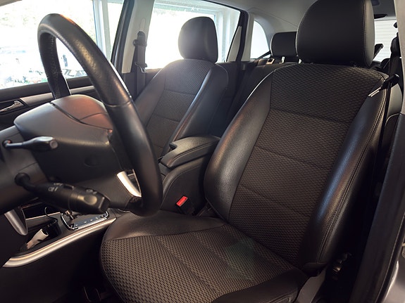 Mercedes-Benz B180 12 of 30