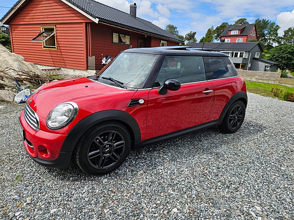 MINI Cooper 11 of 15
