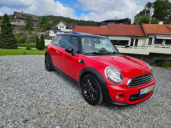 MINI Cooper 14 of 15