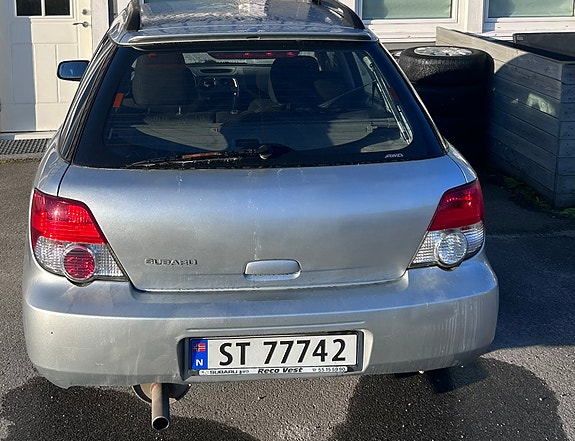 Subaru Impreza 4 of 4