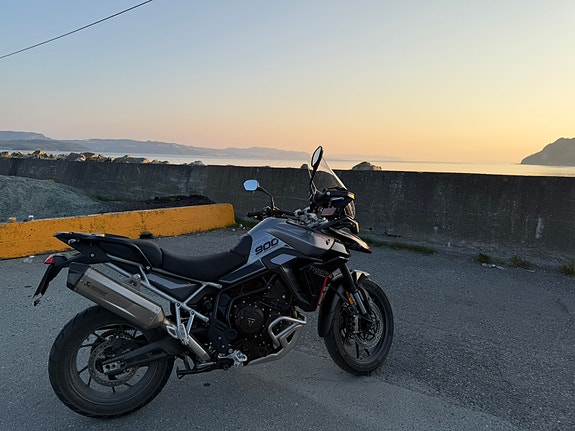 Triumph Tiger 900 2 of 2