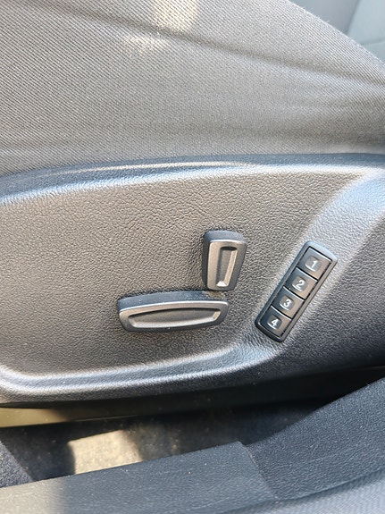Ford Mondeo 17 of 30