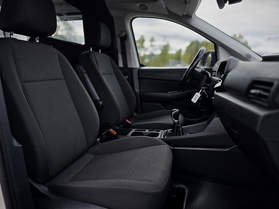 Volkswagen Caddy Maxi 15 of 30
