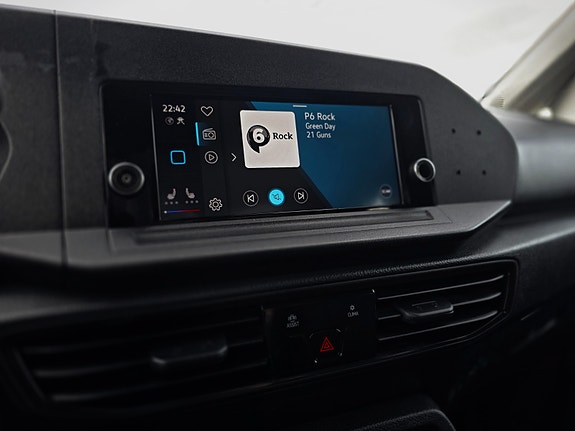 Volkswagen Caddy Maxi 25 of 30