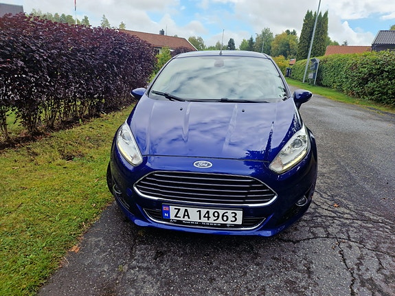Ford Fiesta 2 of 17