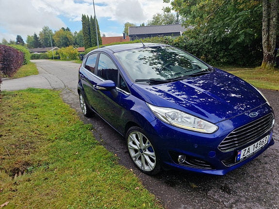 Ford Fiesta 3 of 17