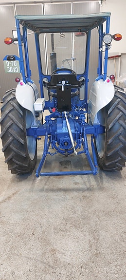 Ford 3000 5 of 17