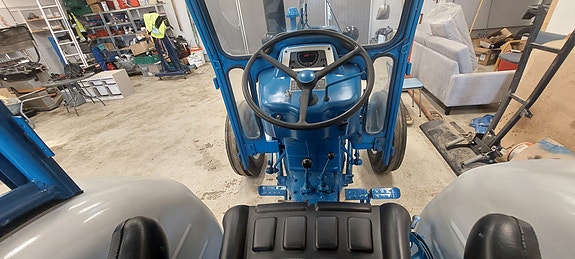 Ford 3000 10 of 17