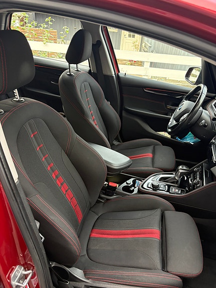 BMW 218i 12 of 24