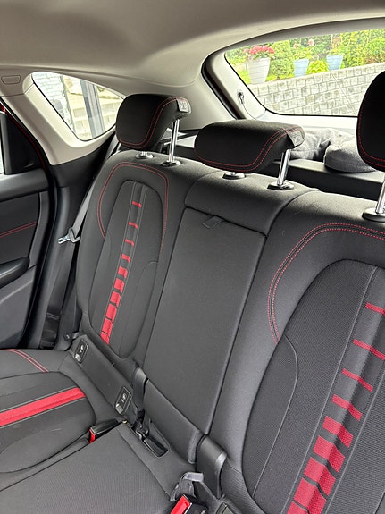 BMW 218i 19 of 24