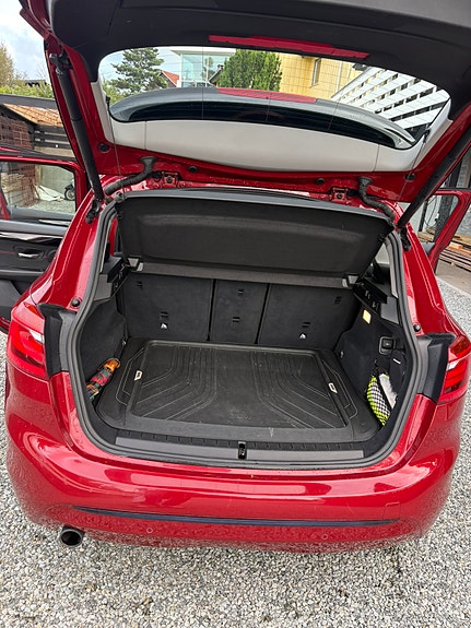 BMW 218i 20 of 24