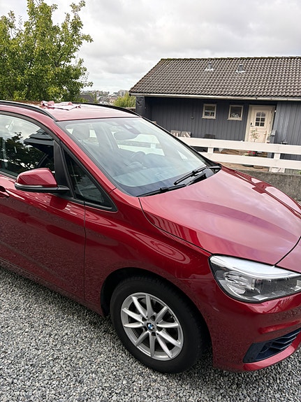 BMW 218i 9 of 24