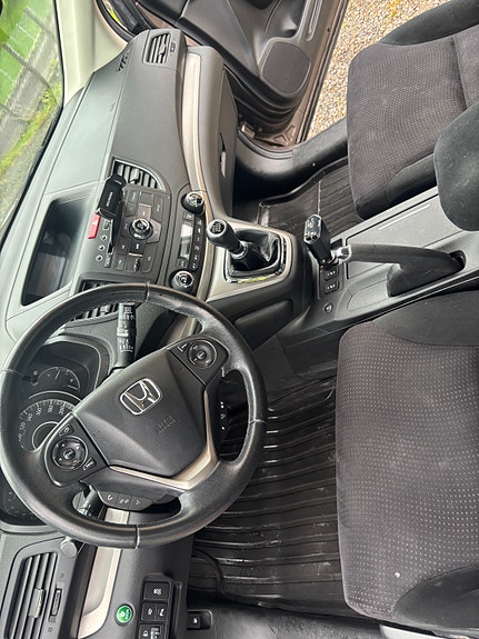 Honda CR-V 11 of 21
