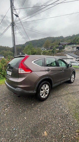 Honda CR-V 2 of 21