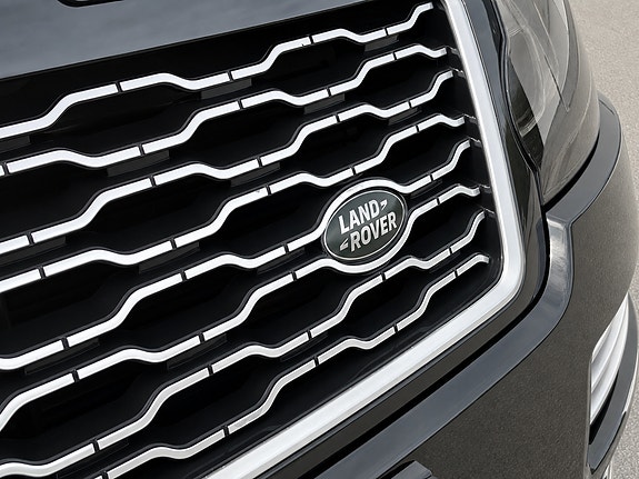 Land Rover Range Rover 13 of 30