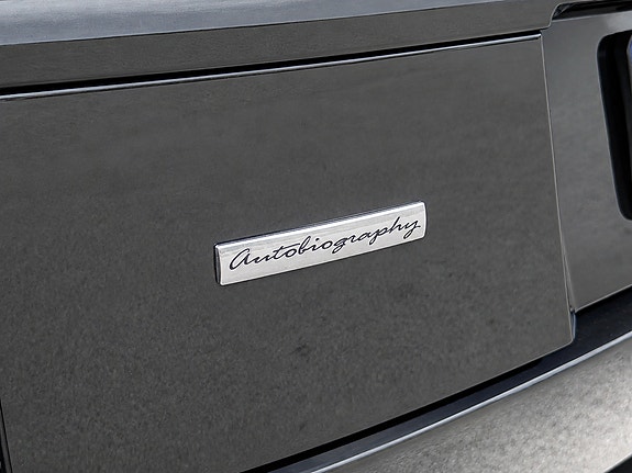 Land Rover Range Rover 17 of 30