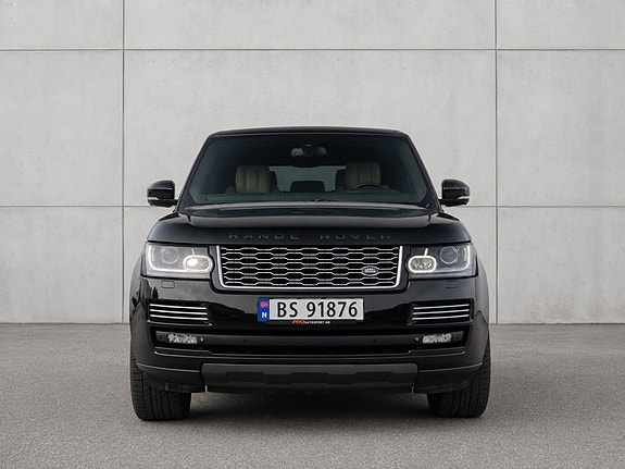 Land Rover Range Rover 2 of 30