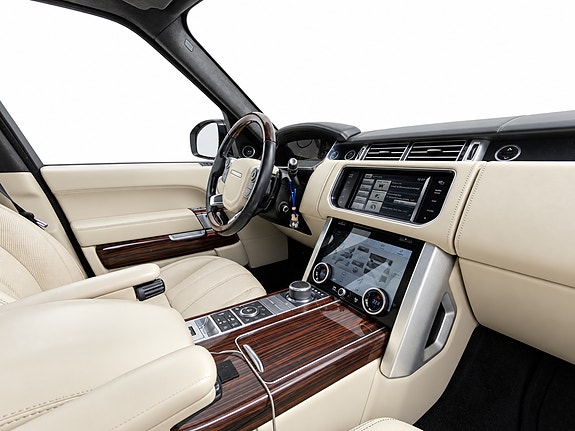 Land Rover Range Rover 27 of 30
