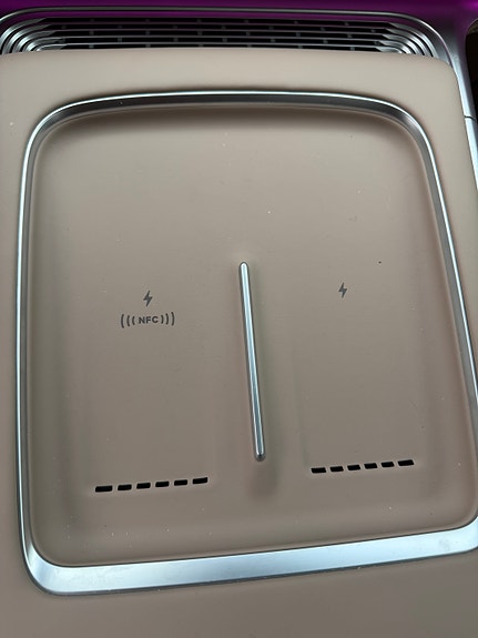 XPeng G9 30 of 30