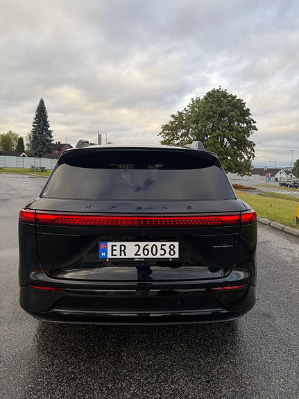 XPeng G9 5 of 30
