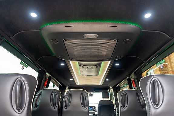 Mercedes-Benz Sprinter 319  4x4   9 seter Godkjent for 2 rullestoler 2027 **klar for påbygg ** Pris kr 1159000+mva 13 of 30