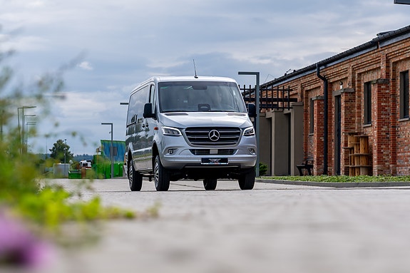 Mercedes-Benz Sprinter 319  4x4   9 seter Godkjent for 2 rullestoler 2027 **klar for påbygg ** Pris kr 1159000+mva 4 of 30
