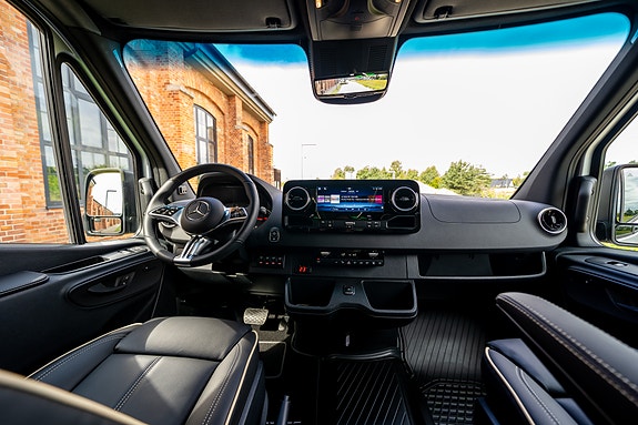 Mercedes-Benz Sprinter 319  4x4   9 seter Godkjent for 2 rullestoler 2027 **klar for påbygg ** Pris kr 1159000+mva 25 of 30