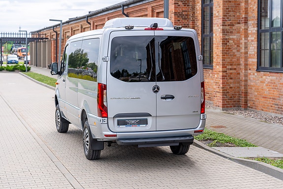 Mercedes-Benz Sprinter 319  4x4   9 seter Godkjent for 2 rullestoler 2027 **klar for påbygg ** Pris kr 1159000+mva 6 of 30