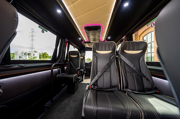 Mercedes-Benz Sprinter 319  4x4   9 seter Godkjent for 2 rullestoler 2027 **klar for påbygg ** Pris kr 1159000+mva 30 of 30