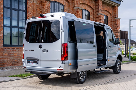 Mercedes-Benz Sprinter 319  4x4   9 seter Godkjent for 2 rullestoler 2027 **klar for påbygg ** Pris kr 1159000+mva 8 of 30