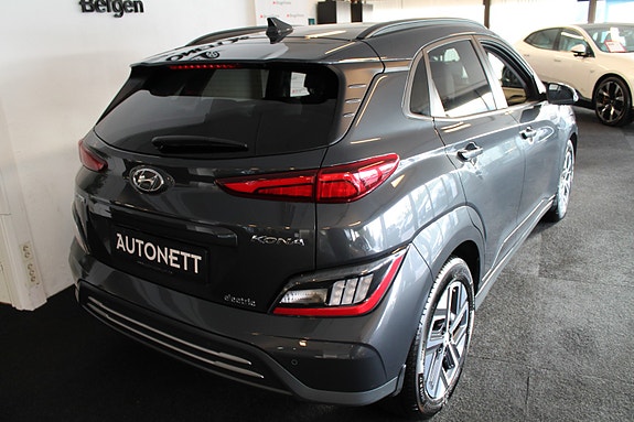Hyundai Kona 8 of 30