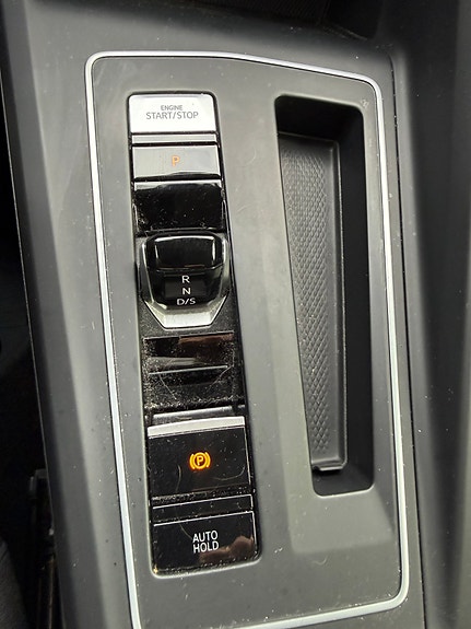 Volkswagen Golf VIII 23 of 28
