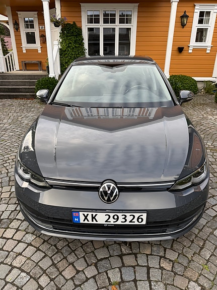 Volkswagen Golf VIII 2 of 28