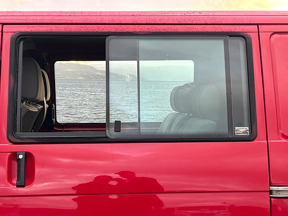 Volkswagen Transporter 15 of 16