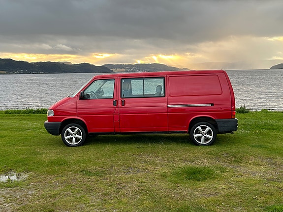 Volkswagen Transporter 7 of 16