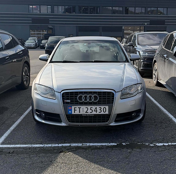 Audi A4 7 of 16
